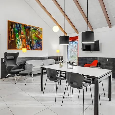 Σπίτι διακοπών In With Wifi *